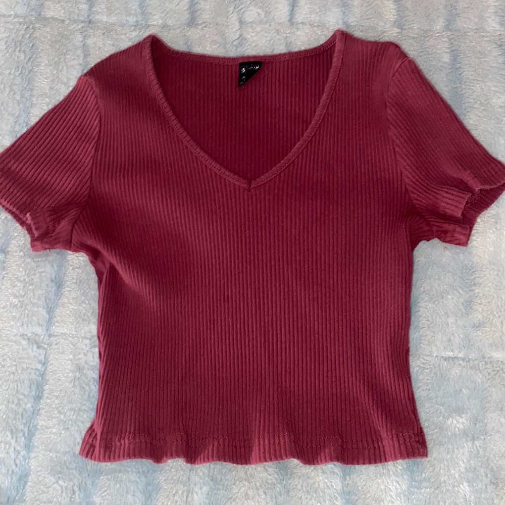 Cropped tee